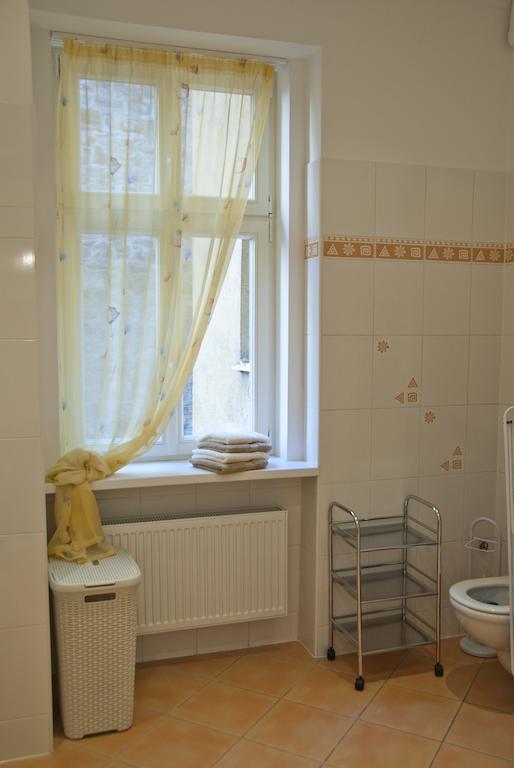 Apartman U Kolonady Karlovy Vary Szoba fotó