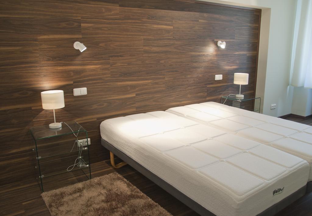 Apartman U Kolonady Karlovy Vary Szoba fotó
